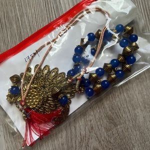 Women necklace with earrings